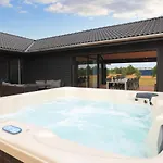 Luxury Retreat In Marielyst