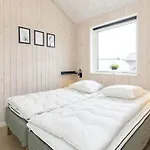 Luxury Retreat In Marielyst