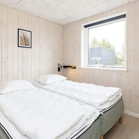Luxury Retreat In Marielyst *