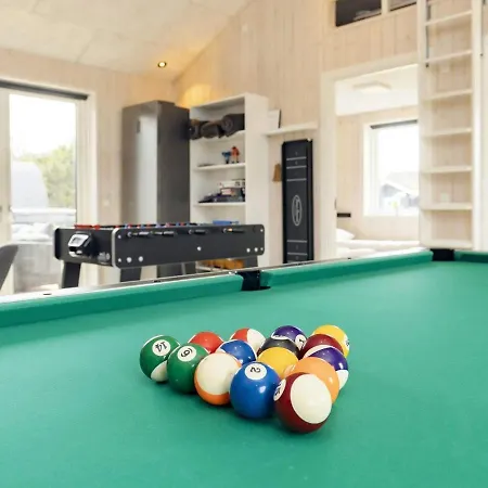 Luxury Retreat In Marielyst Ferienhaus Bøtø By