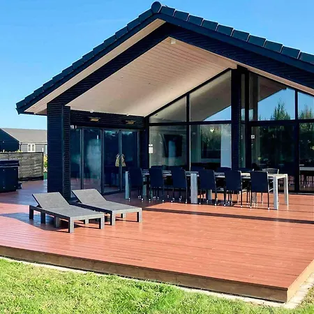 Luxury Retreat In Marielyst Ferienhaus Bøtø By