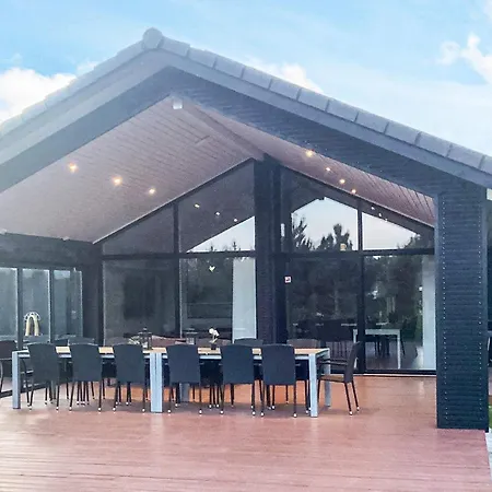 Luxury Retreat In Marielyst Ferienhaus Bøtø By